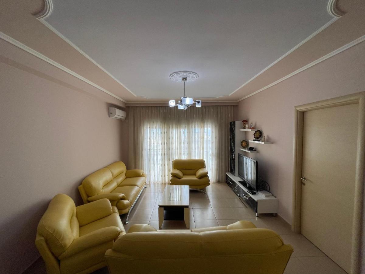 Flower Apartment Sarandë 외부 사진