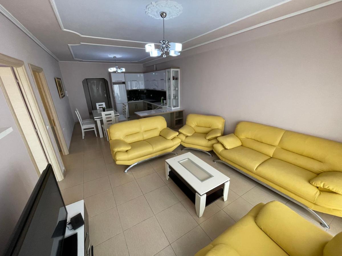 Flower Apartment Sarandë 외부 사진